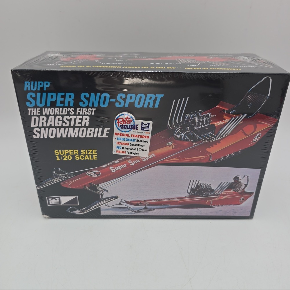 Rupp Super Sno-Sport Dragster Snowmobile Model Kit Scale 1/20 MPC961/12 New